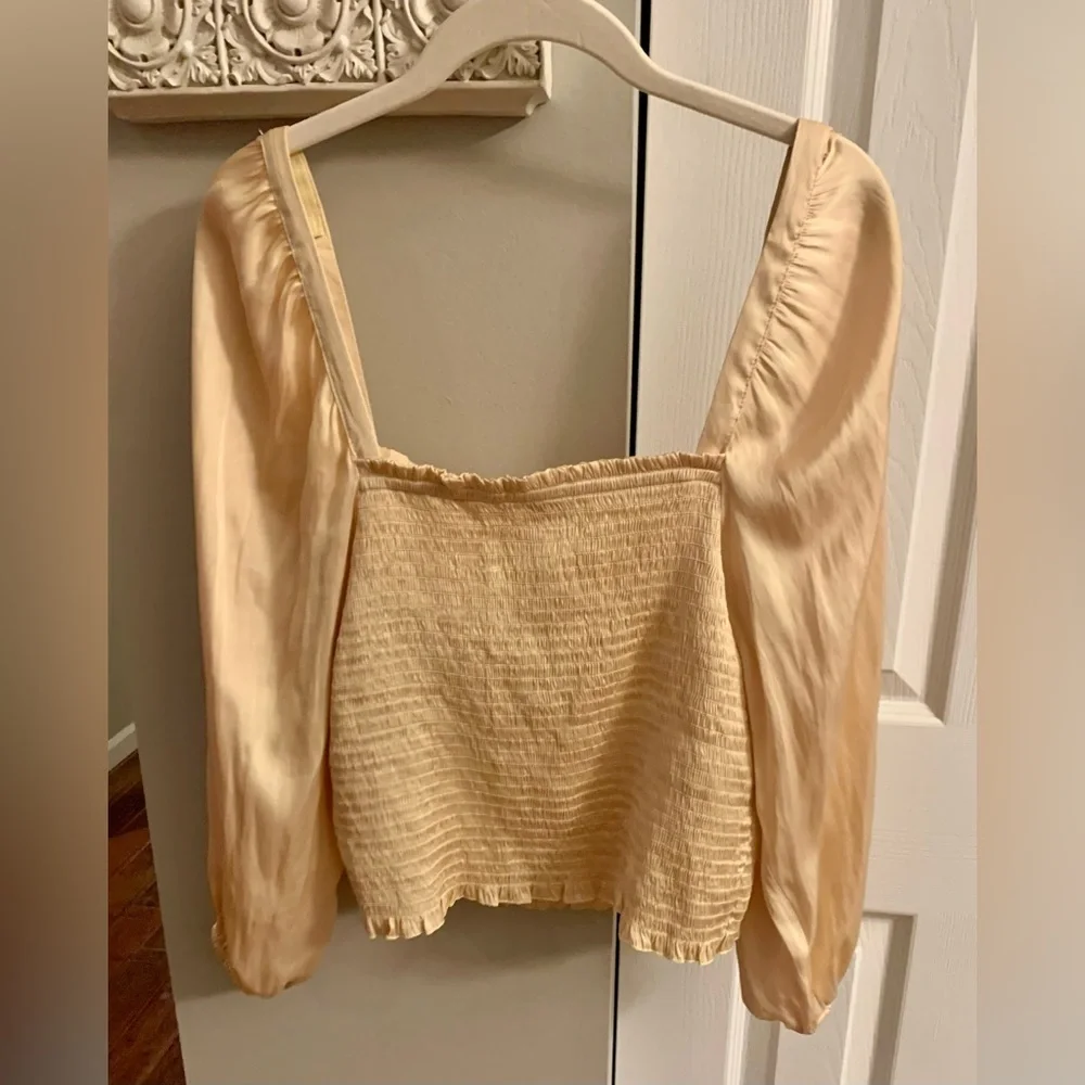 J. Crew Buttercream Featherweight Smocked Satin Crop Top Puff Sleeve NWT - M